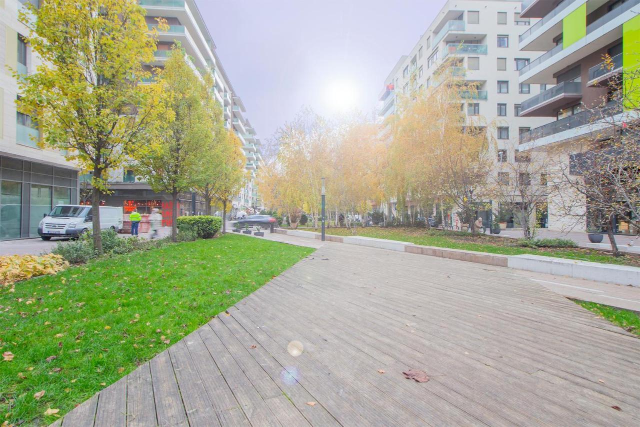 Corvin Modern Two Bedroom Apartment Free Parking Budapest Exteriör bild