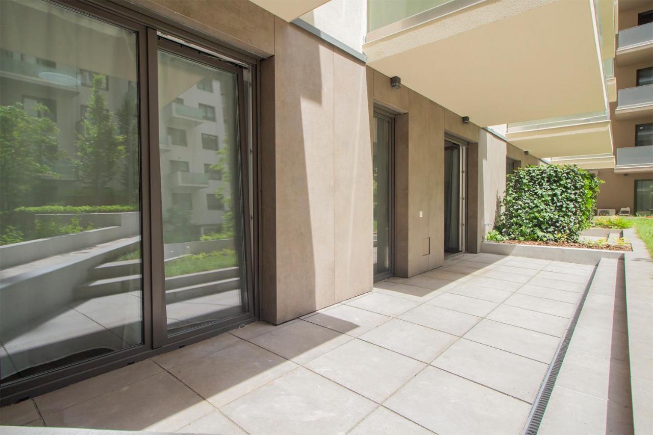 Corvin Modern Two Bedroom Apartment Free Parking Budapest Exteriör bild
